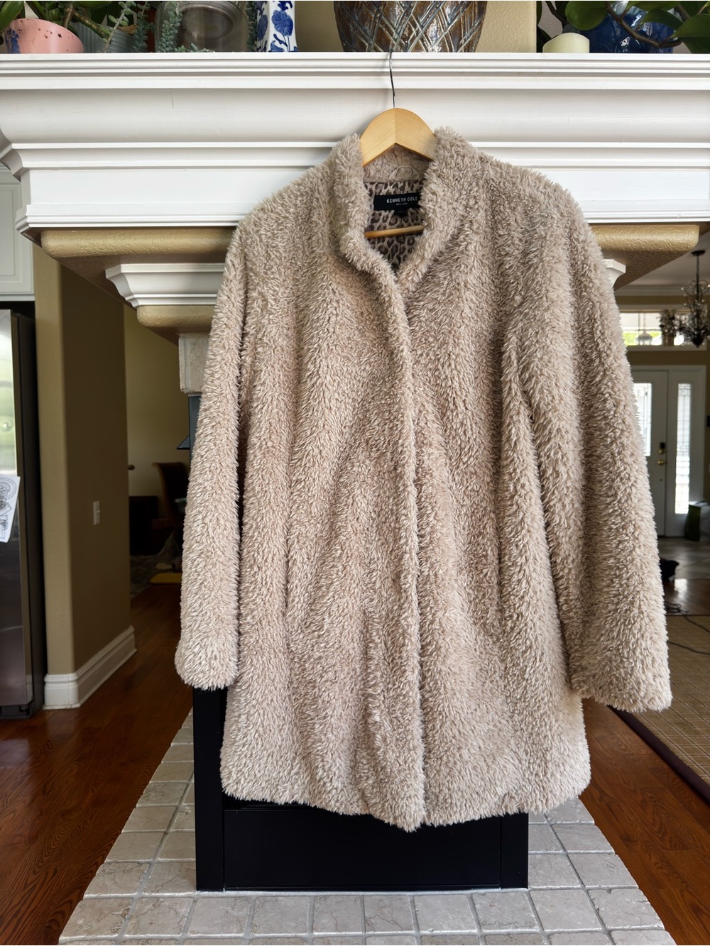 Kenneth Cole Teddy Faux Teddy Coat Camel Color Mid Length Size‎ Small